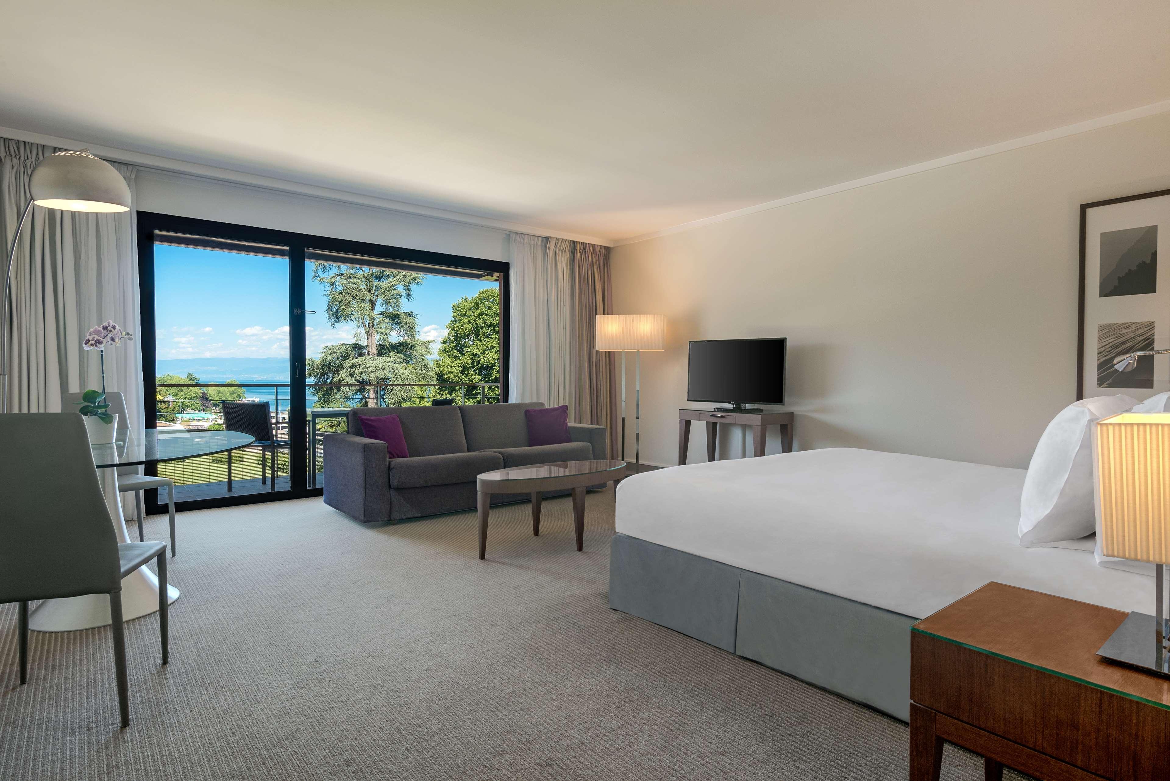 Hilton Evian Les Bains Hotel Eksteriør billede