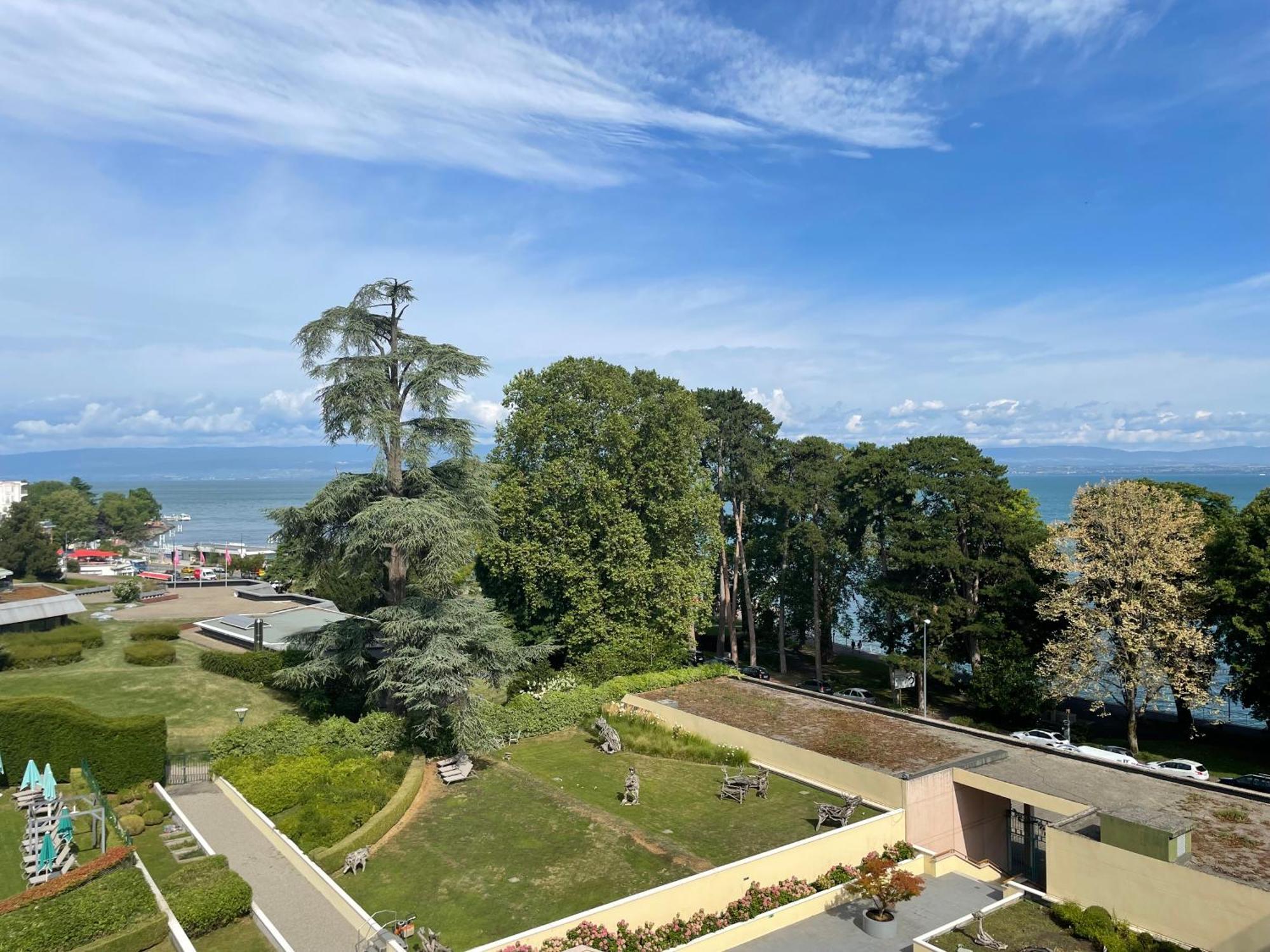 Hilton Evian Les Bains Hotel Eksteriør billede