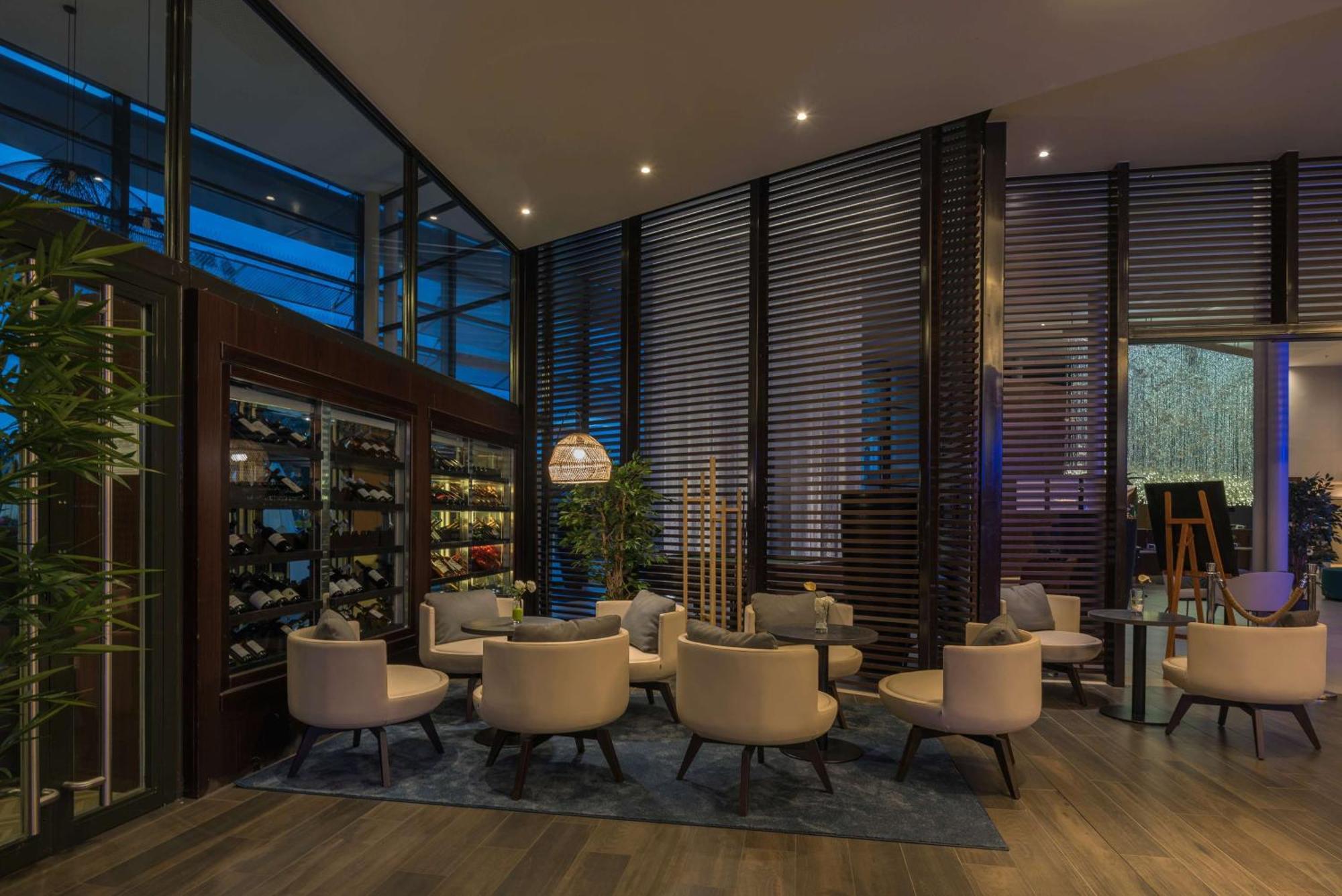 Hilton Evian Les Bains Hotel Eksteriør billede