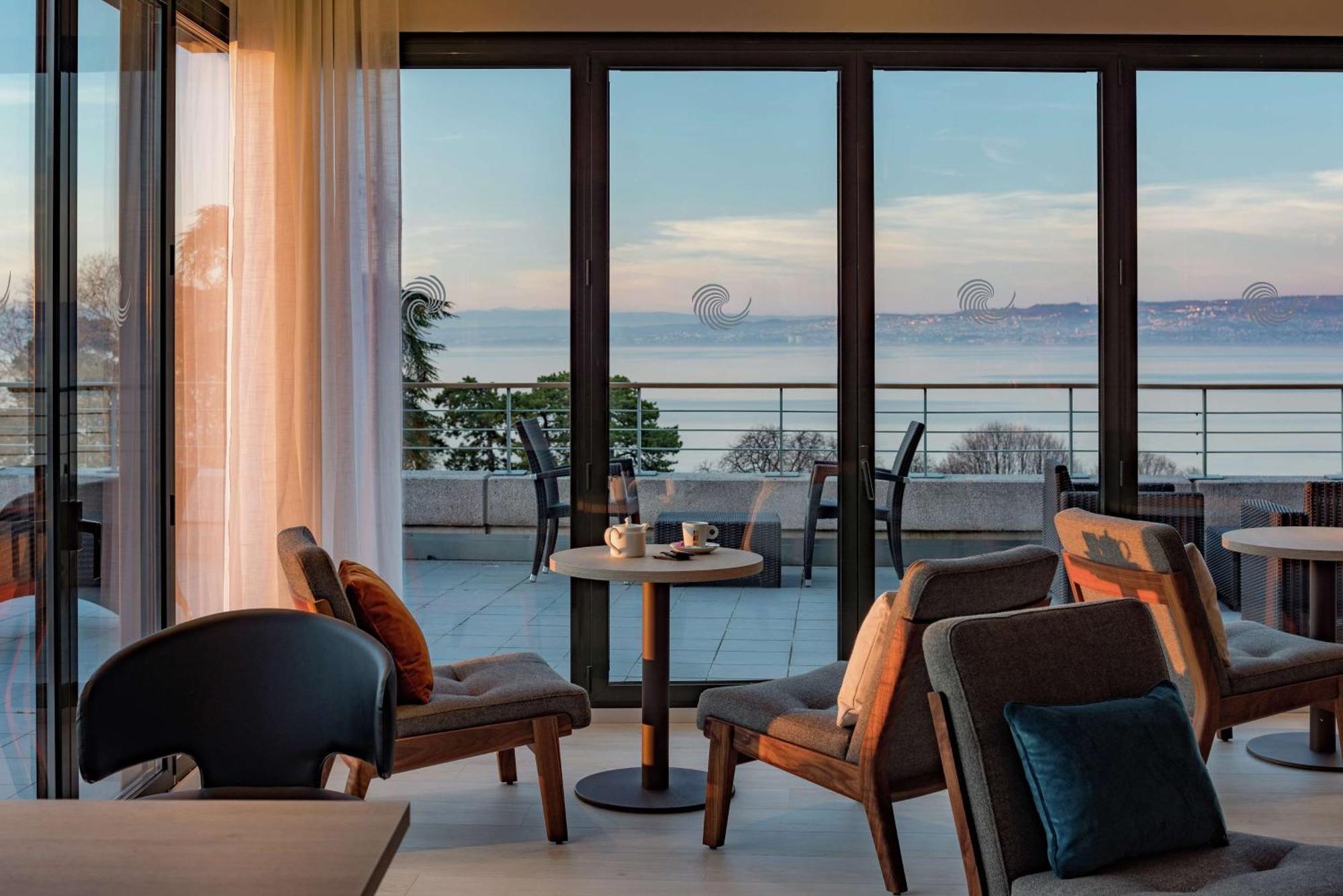 Hilton Evian Les Bains Hotel Eksteriør billede