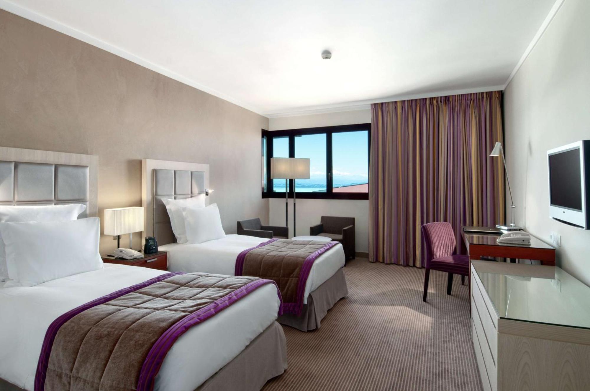Hilton Evian Les Bains Hotel Eksteriør billede
